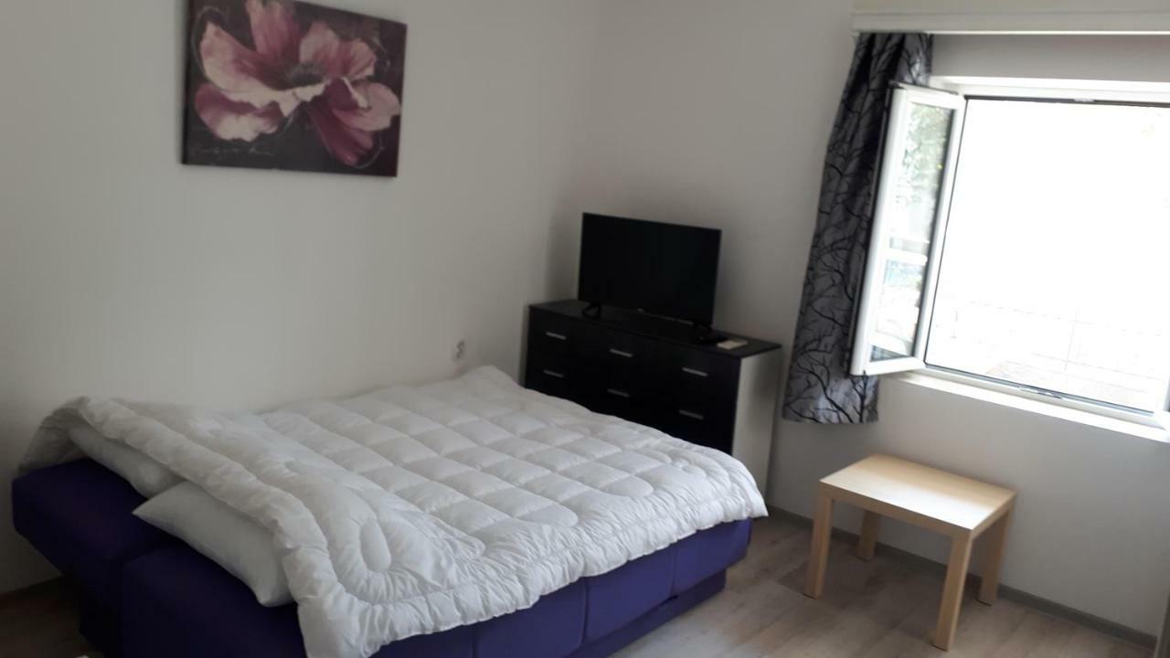 Studio Apartments Ilija Котор Экстерьер фото